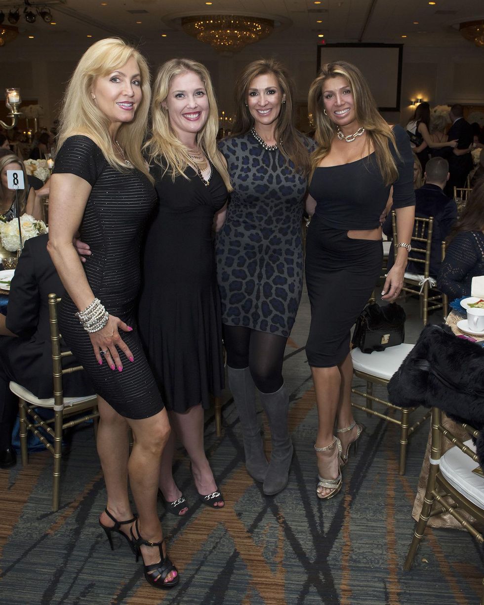 7048 Victoria Alexander, from left, Jennifer Roosth, Angelica Chapman and Claudia Jimenez at Una Notte in Italia November 2014