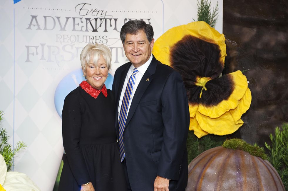 7478 Susan and Chip Carlisle at the Collaborative for Children dinner October 2014