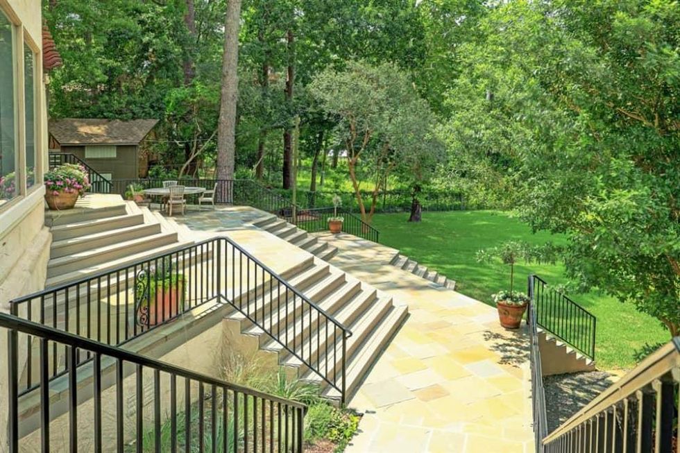 Riverbend A charming neighborhood where everyone knows your name