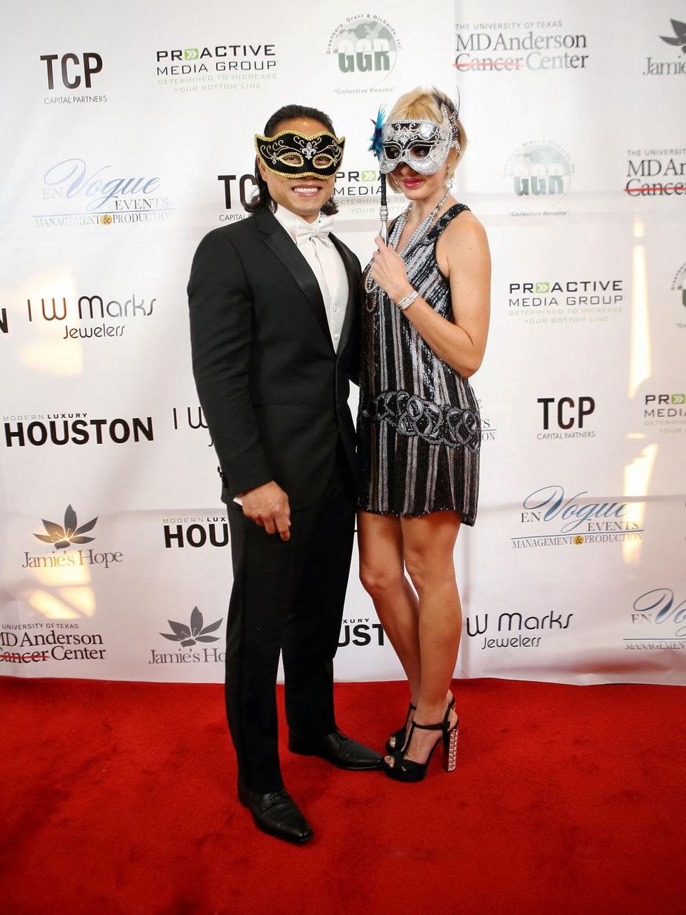 8 Dr. Quang and Staci Henderson at Hope Masquerade for a Cure Gala November 2013