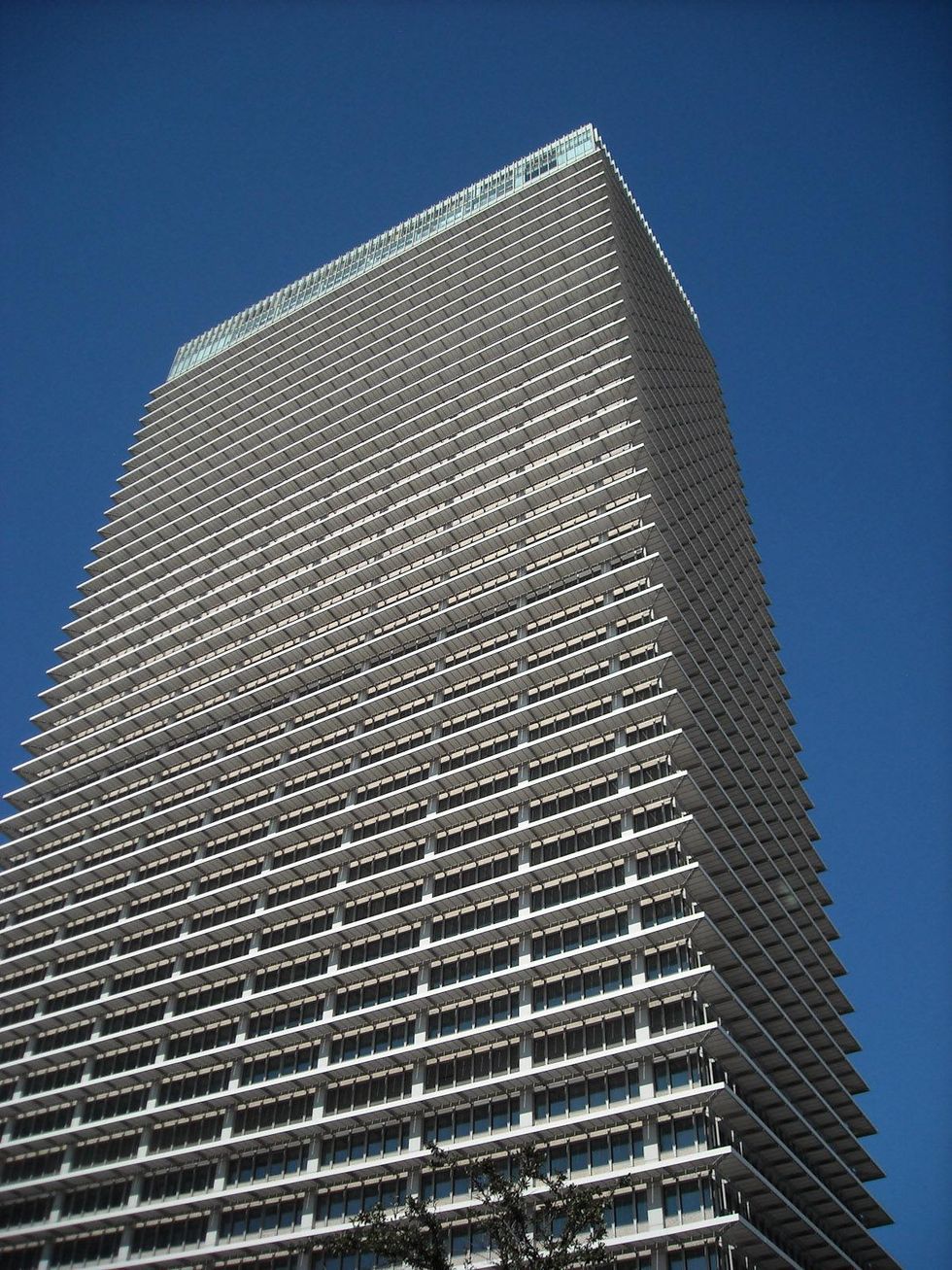 8, Exxon Mobil building, 800 Bell, October 2012
