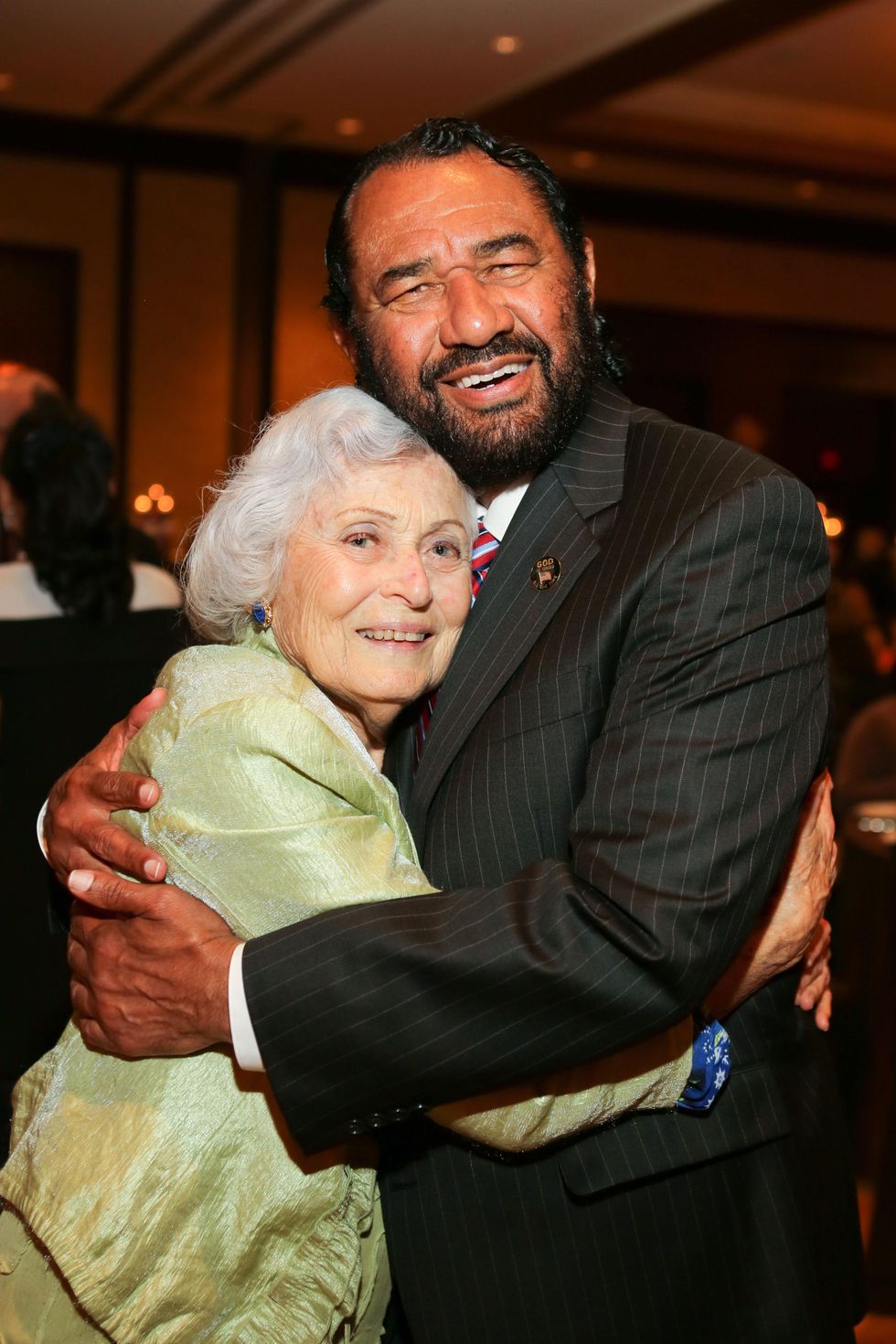 8 Jeanne Samuels and Al Green at the Holocaust Museum Moral Courage Award dinner June 2014