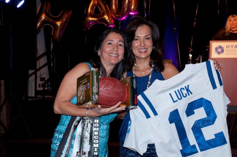 8 Marissa Klussmann, left, and Michelle Majewski at the Spring Branch Education Foundation Gala October 2014