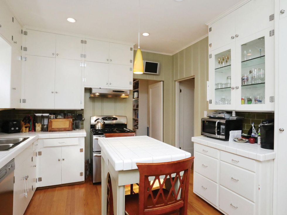 8 On the Market 1911 W. Mckinney St. April 2014