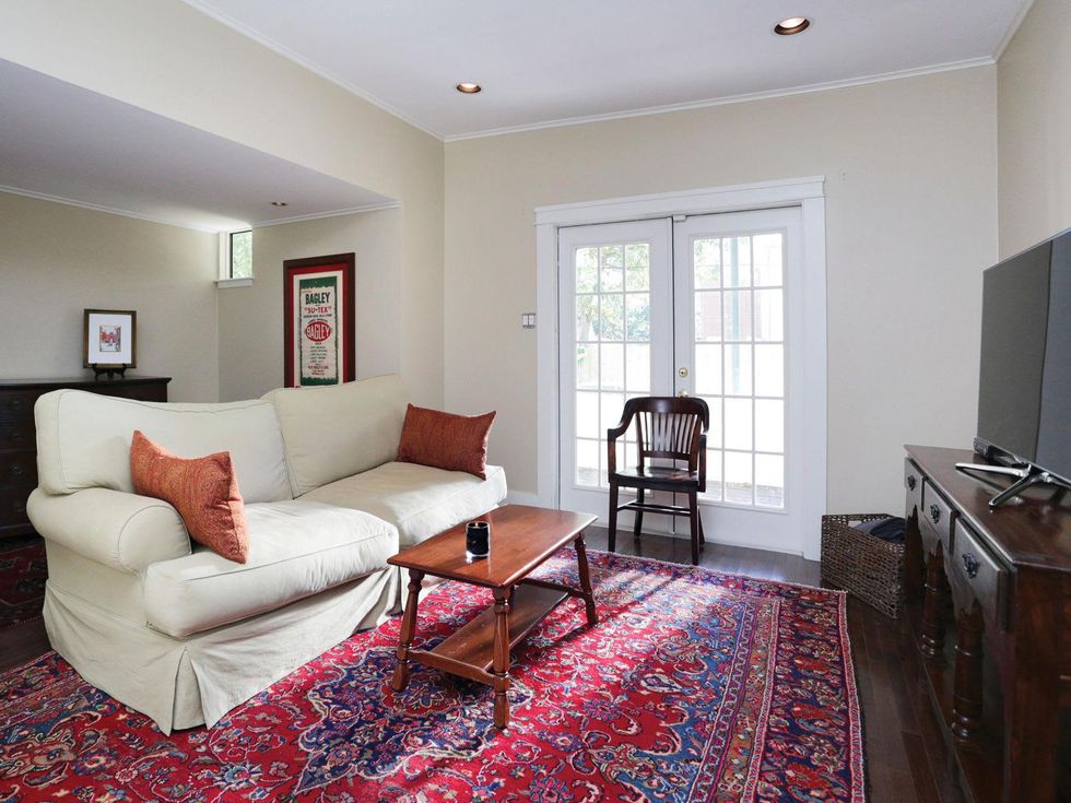 8 On the Market 2205 Tangley St. January 2014