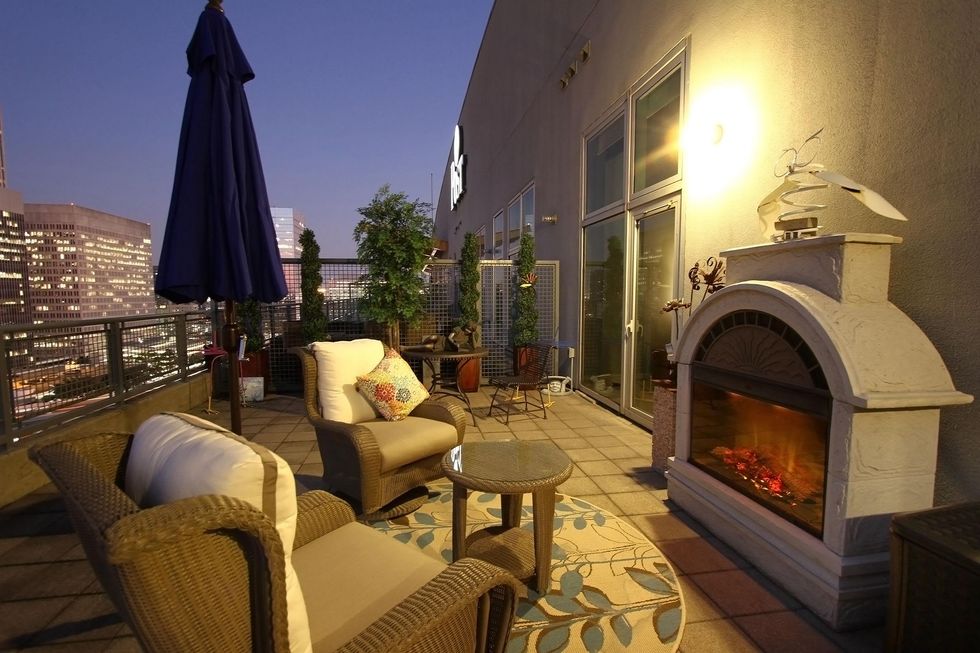 80 On the Market Bagby 2000 Unit 15400 March 2014