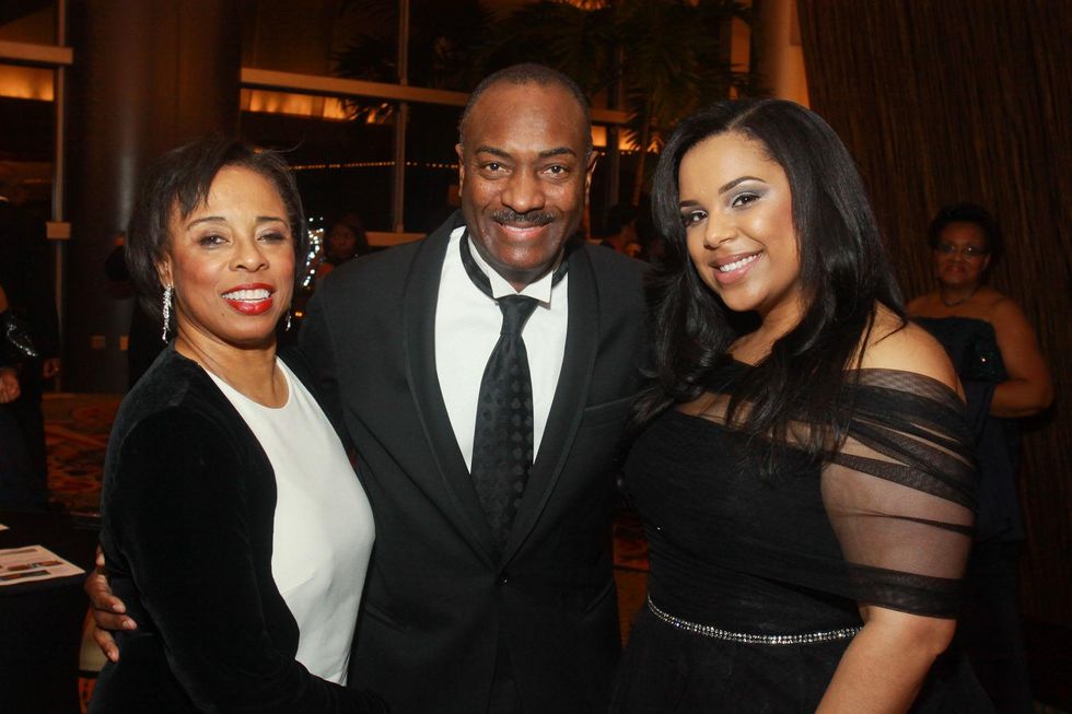 Stylish UNCF 25th anniversary black-tie gala raises $500,000 for ...