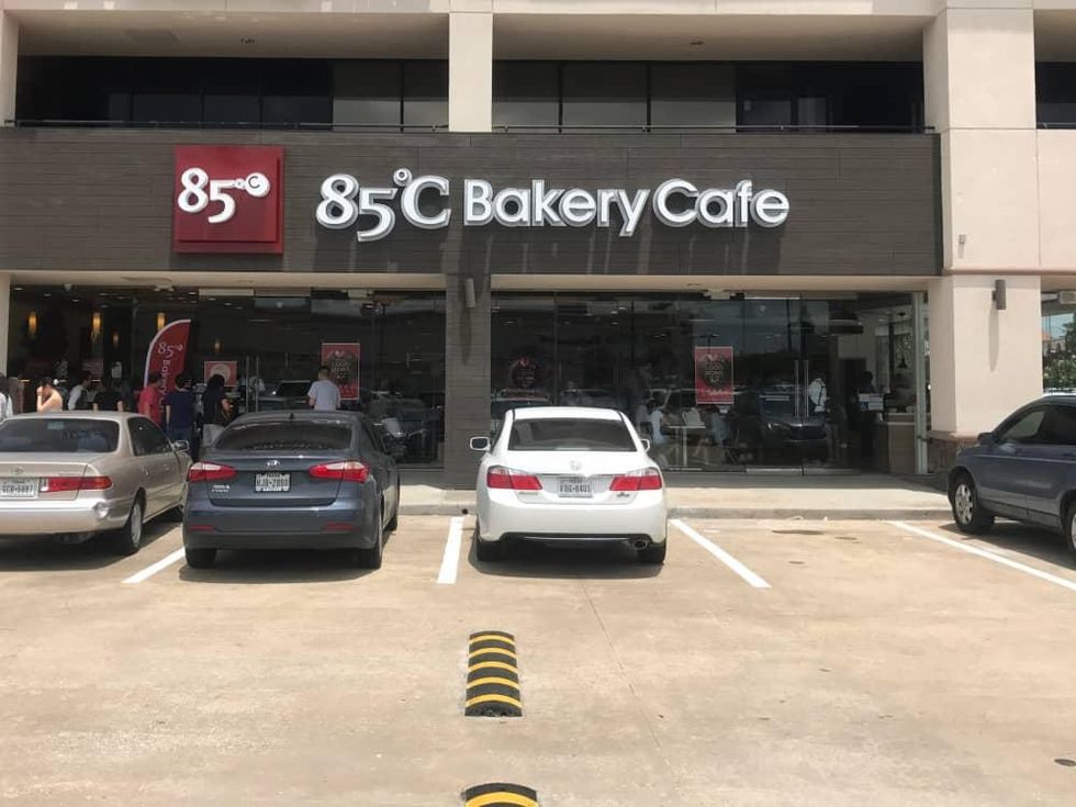 85C Bakery Cafe Houston exterior