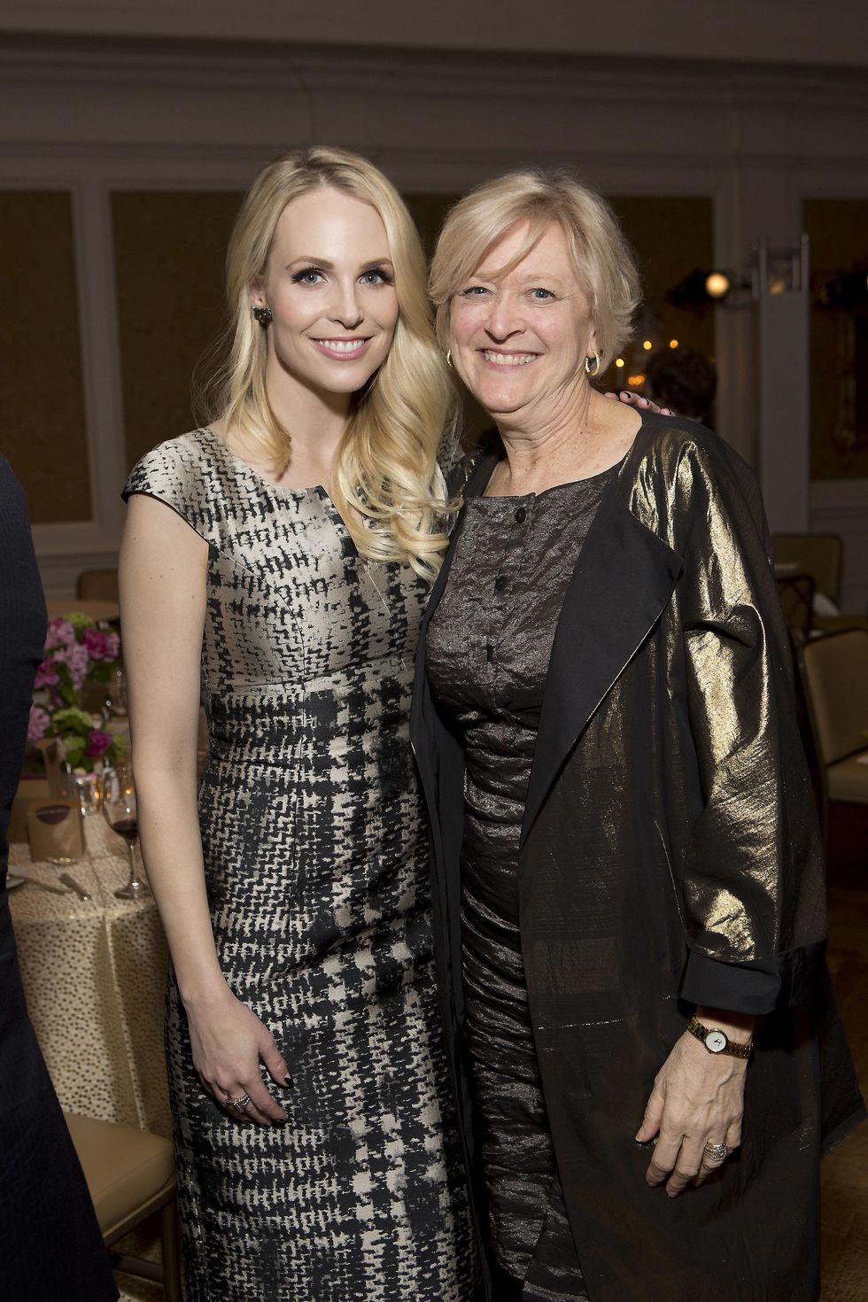 883 Kathleen Jennings and Katy Hays at the Great Grown-Up Spelling Bee January 2015