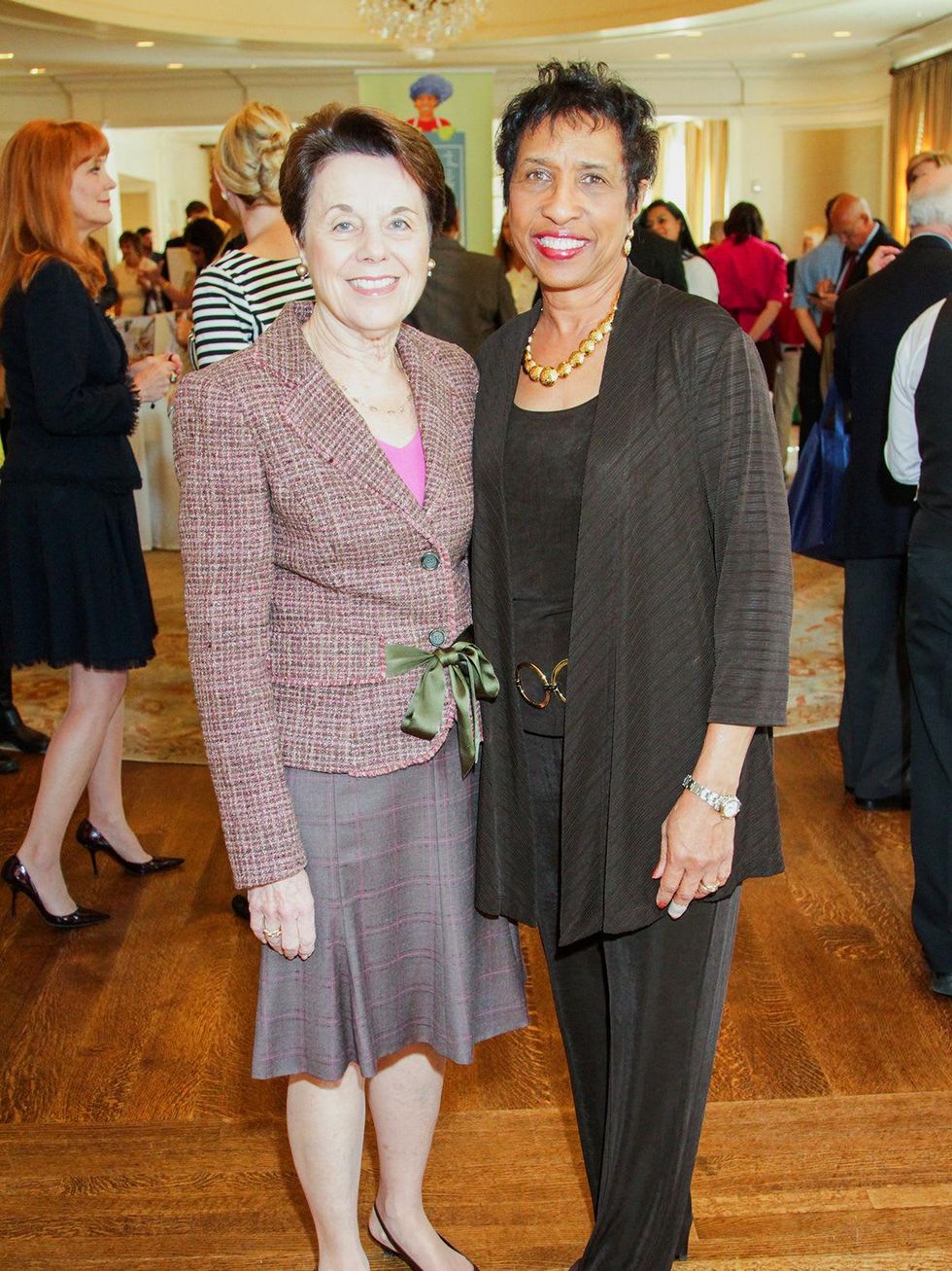 9 Ginni Mithoff, left, and Sharon Owens at the RFS Blue Plate Special Cafe November 2013