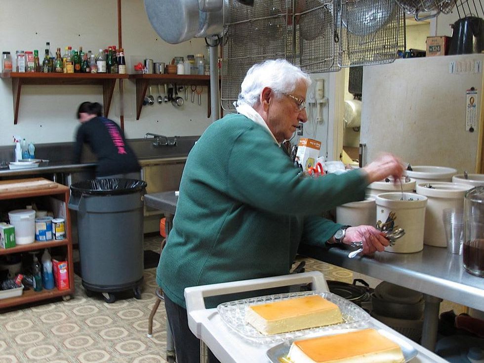 9 Katie Louisiana Revisited Part 7 May 2013 Jenny, Alzina and out this world flan