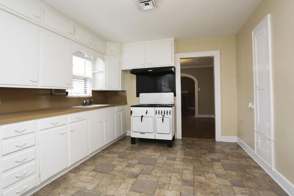 9 On the Market 1108 Wyatt St. October 2014