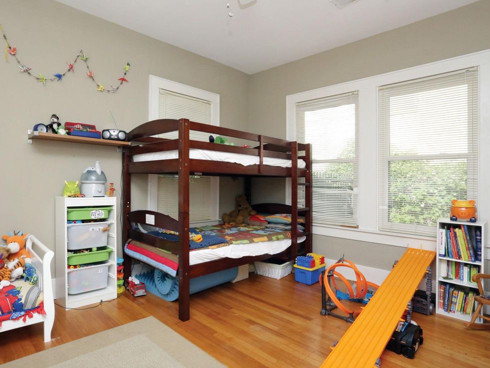 9 On the Market 1911 W. Mckinney St. April 2014