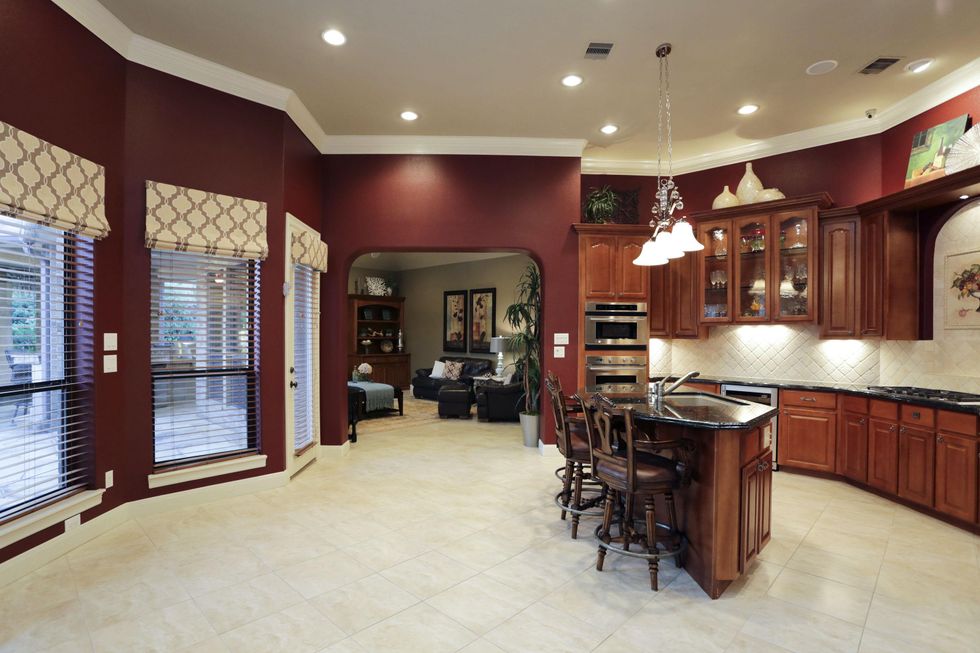 9 On the Market 2702 Lauren Rose Lane July 2014