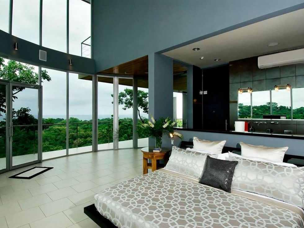 9 On the Market 3 Las Vistas Costa Rica May 2014