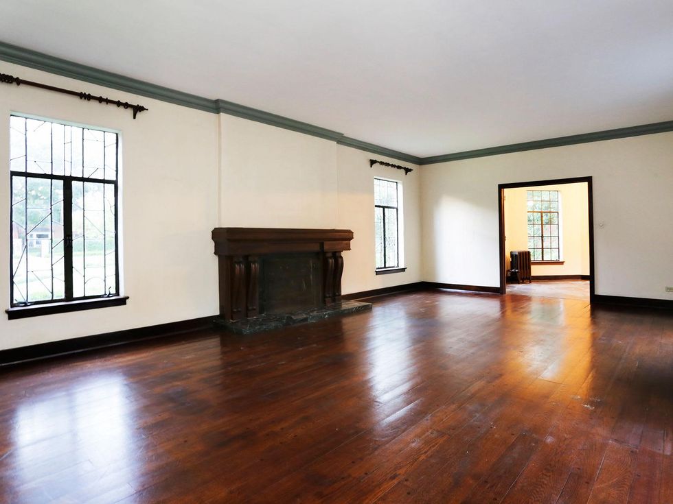 9 On the Market 3375 Del Monte Drive February 2015 family room