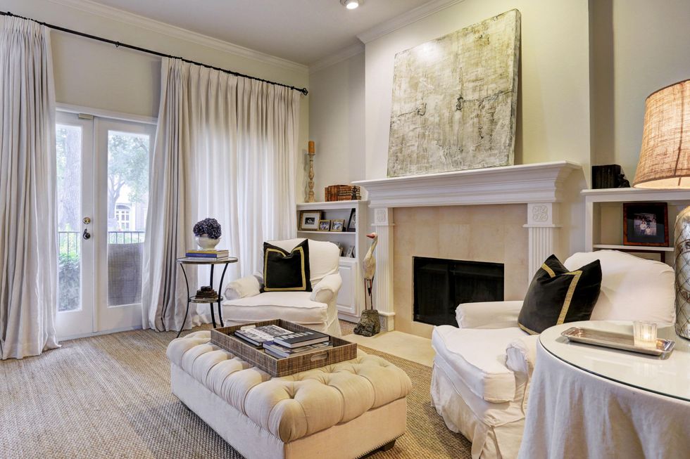 9 On the Market 6545 Brompton Road February 2015