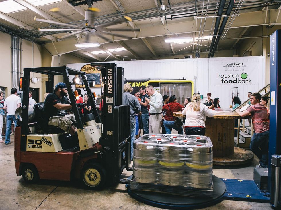 9 University of Houston Rising Stars July 2013 crowd, venue