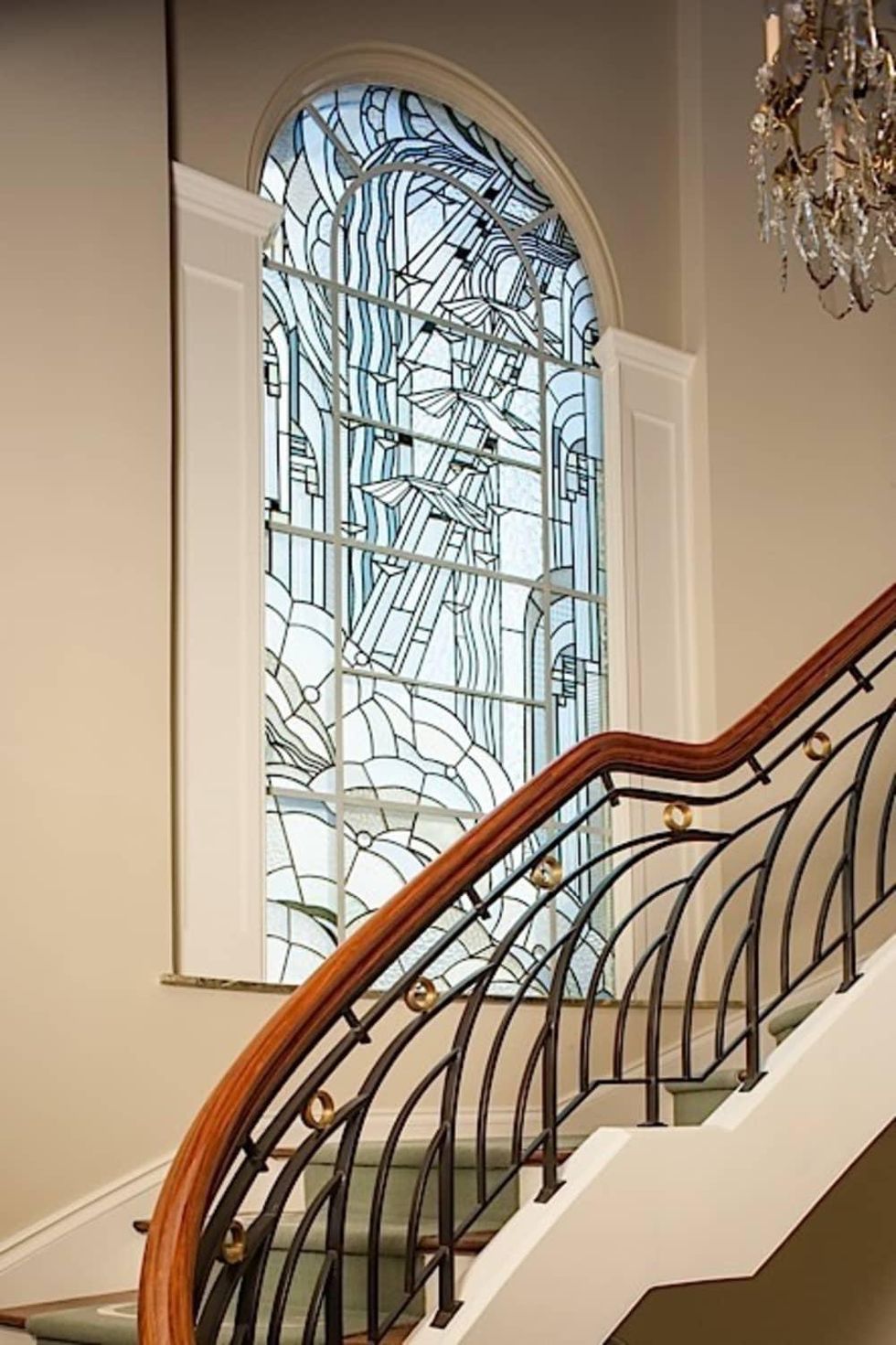 901 Kirby Dr. March 2016, stairwell