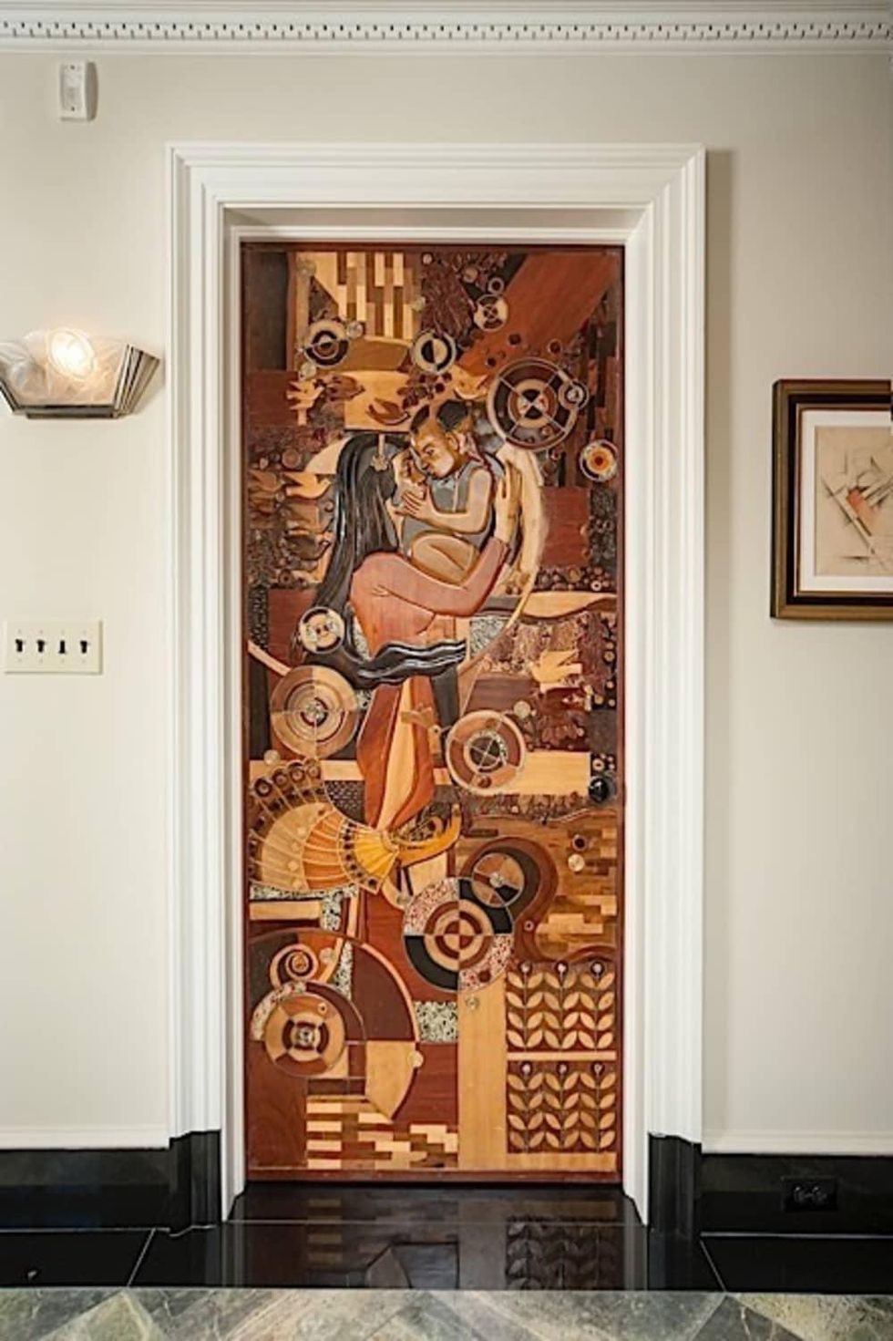 901 Kirby Dr. March 2016m, artist door