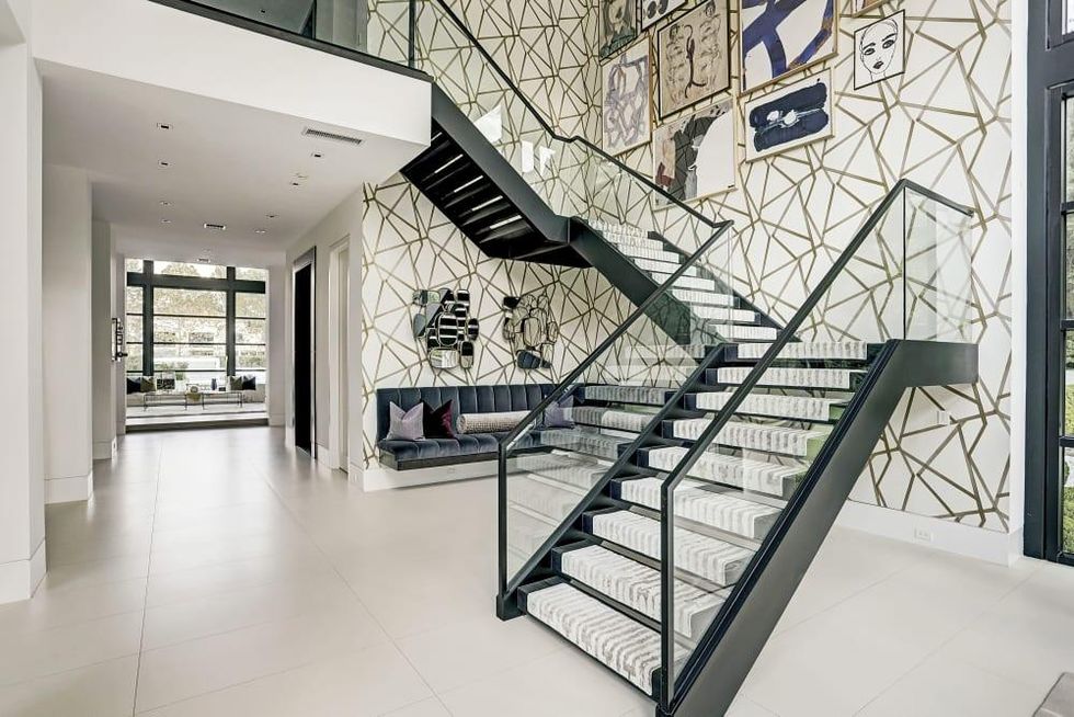 9030 Sandringham Dr.