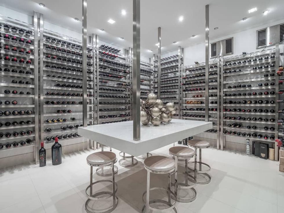 9030 Sandringham Dr.