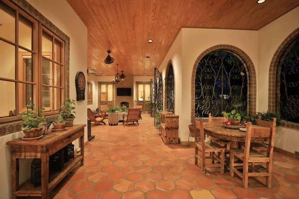 911 Shelterwood Drive Houston Timbergrove