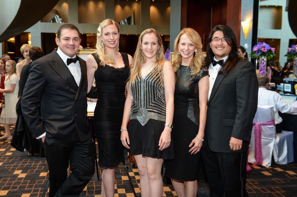 9326 Philipp Sarofim, from left, Lori Krohn, Kelly Krohn, Susan Krohn and David Lee at the Virtuosi of Houston Gala May 2014