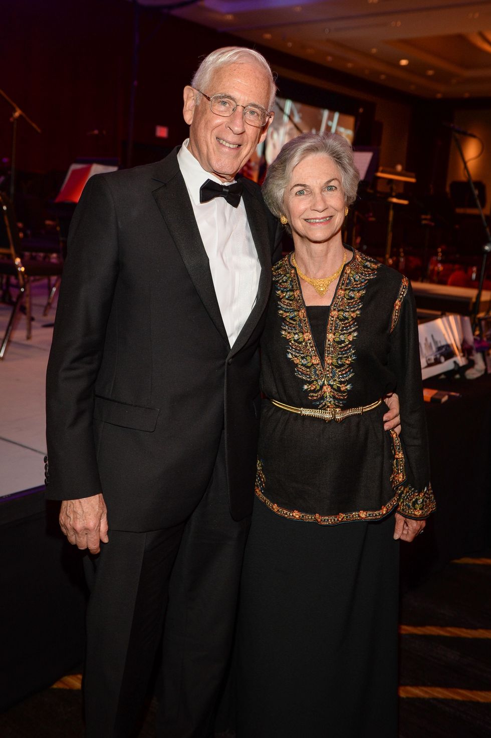 9888 Dr. John Mendelsohn and Anne Mendelsohn at the Virtuosi of Houston Gala May 2014