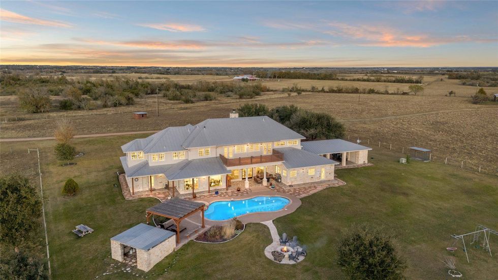 Aerial photo of Rocking C Ranch at 2740 Flewellen Road in Washington County