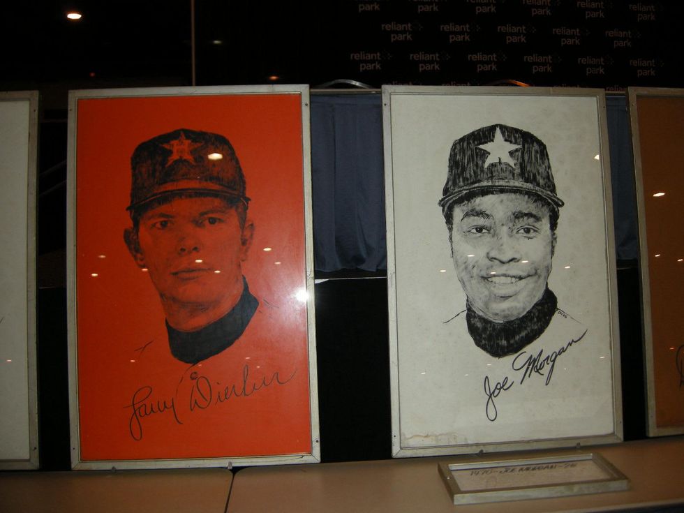 Alamodome auction and sale preview November 2013 signed portraits