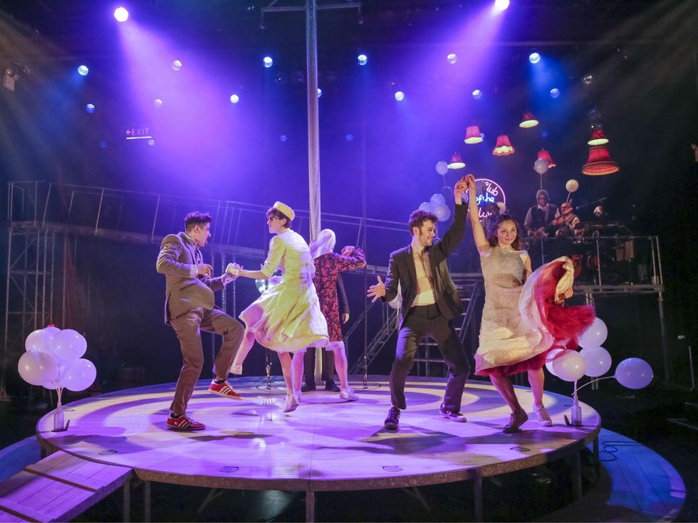 Alley Theatre presents Kneehigh's Tristan and Yseult