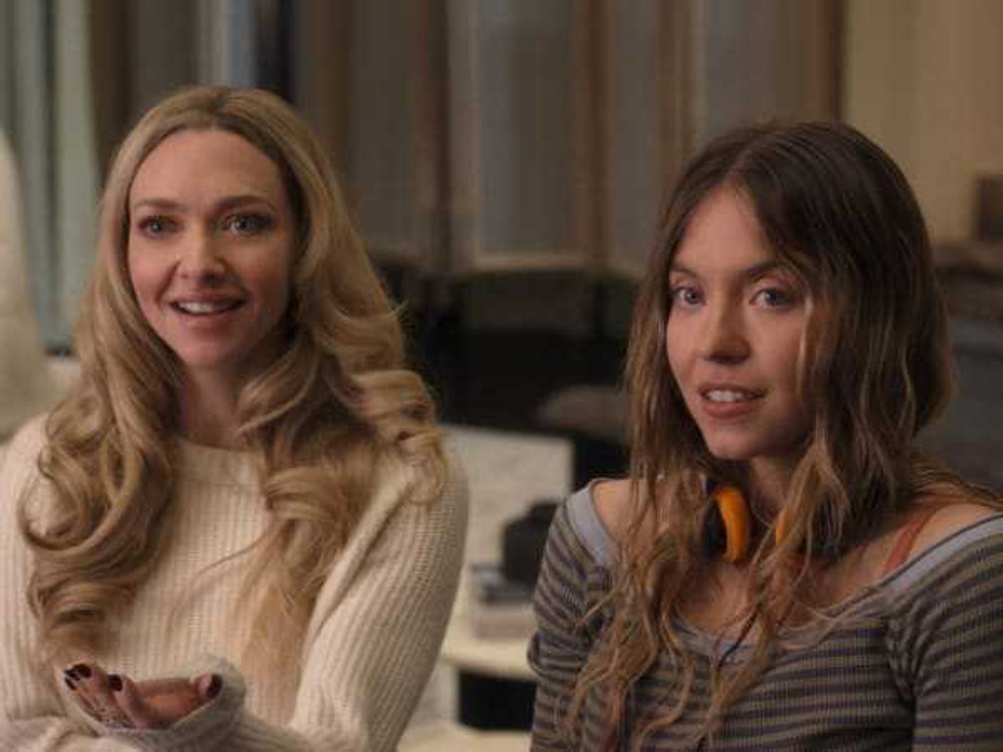Amanda Seyfried and Sydney Sweeney in The Housemaid