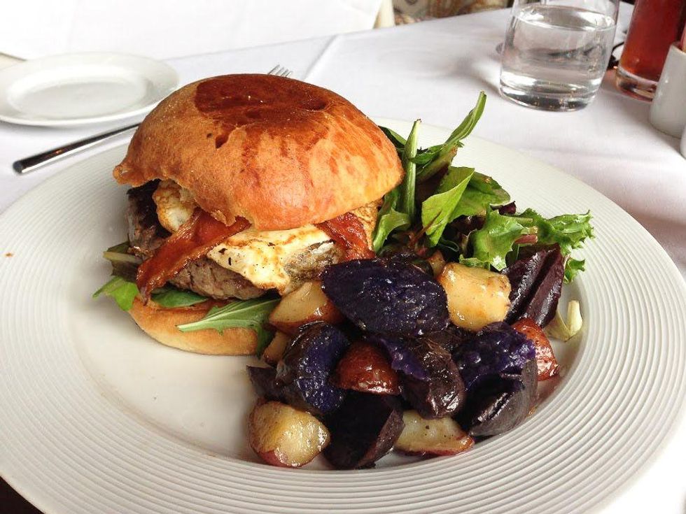 Amy, best brunches, March 2013, Etoile burger, hamburger