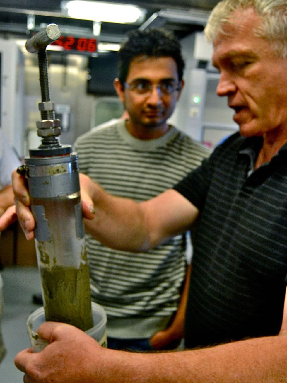 Andre Droxler Rice University professor Blue Hole sediment January 2015