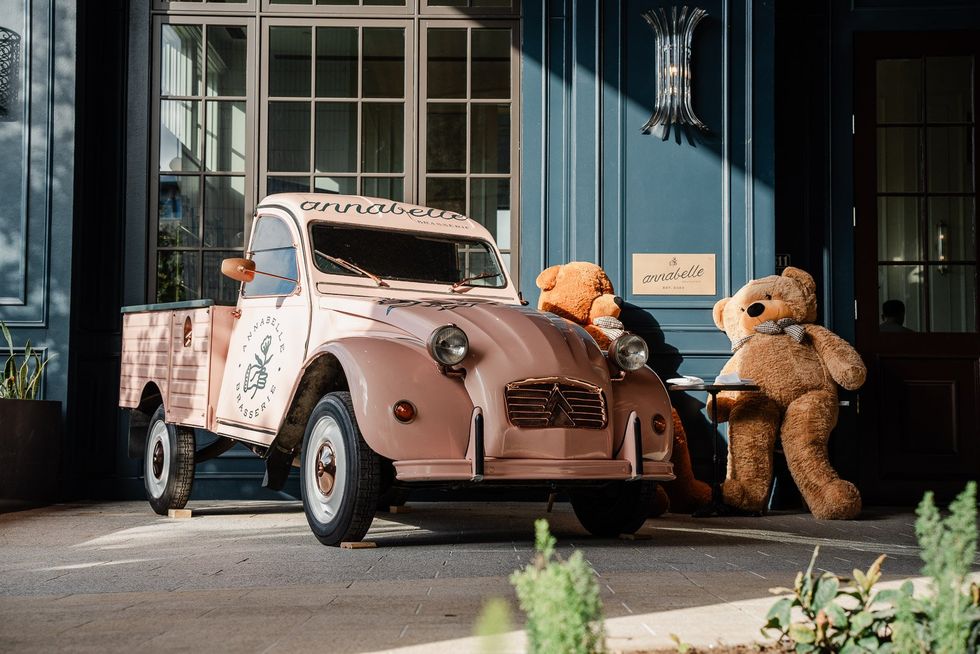 Annabelle Brasserie citroen truck