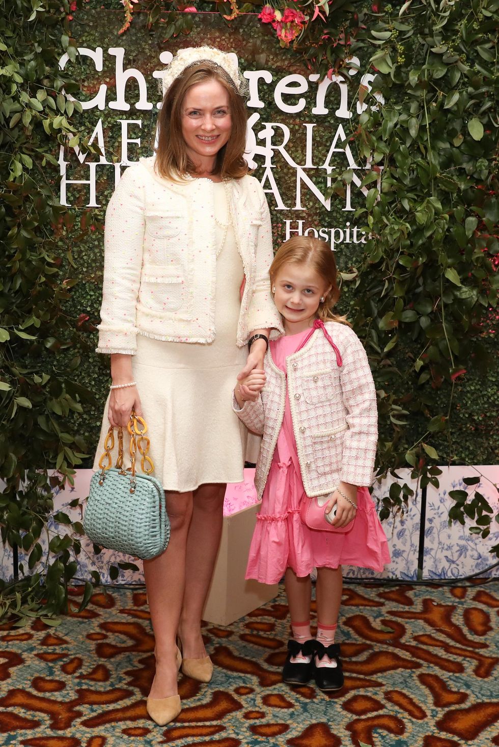 Anne Lee Phillips, Evelyn Phillips