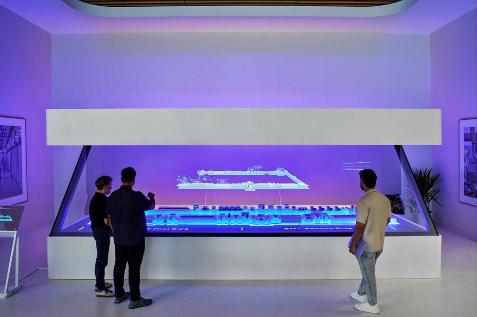 Tech giant Apple opens free training facility at Houston campus