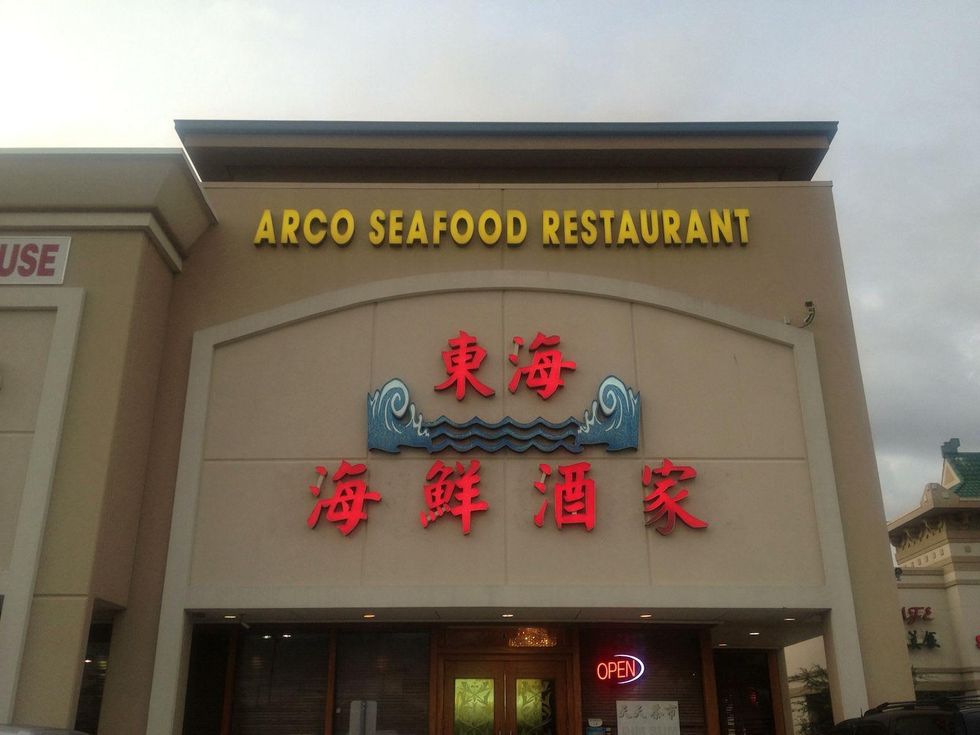 Arco Seafood Chinatown Exterior