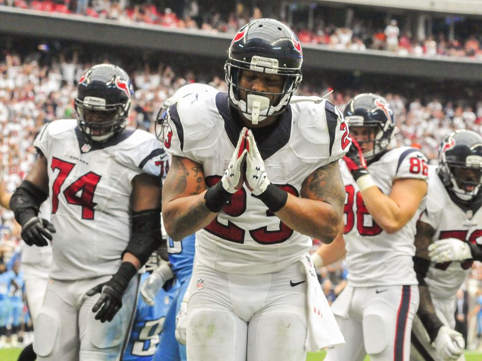 Arian Foster invites Texans owner Bob McNair onto his podcast for