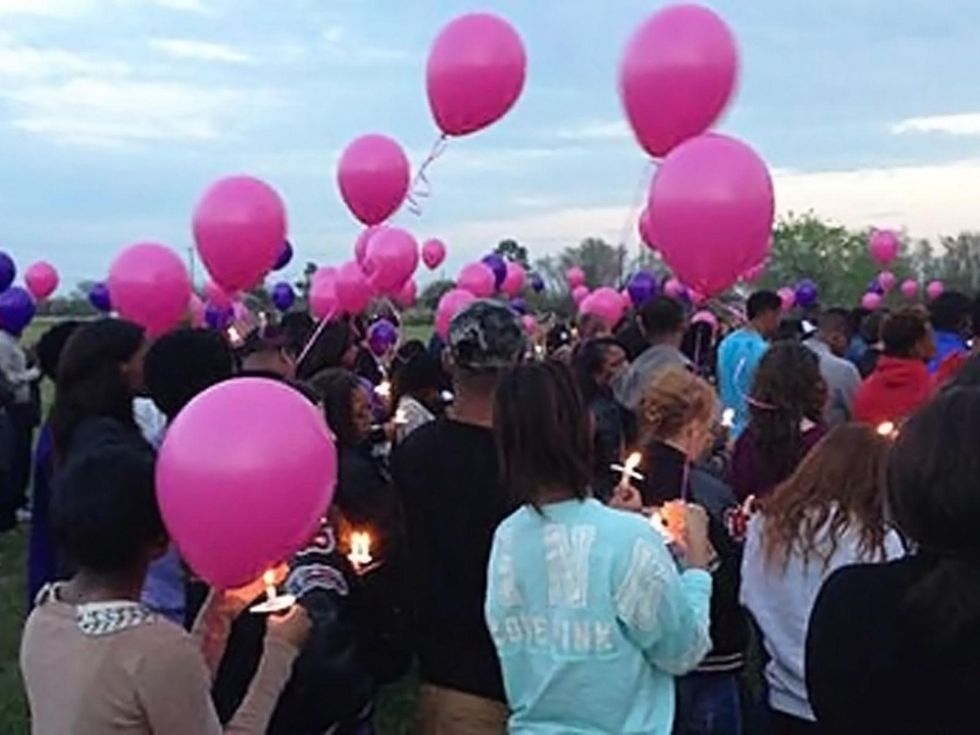 Arrijana Hill 16-year-old girl found dead in Pearland home vigil March 2014