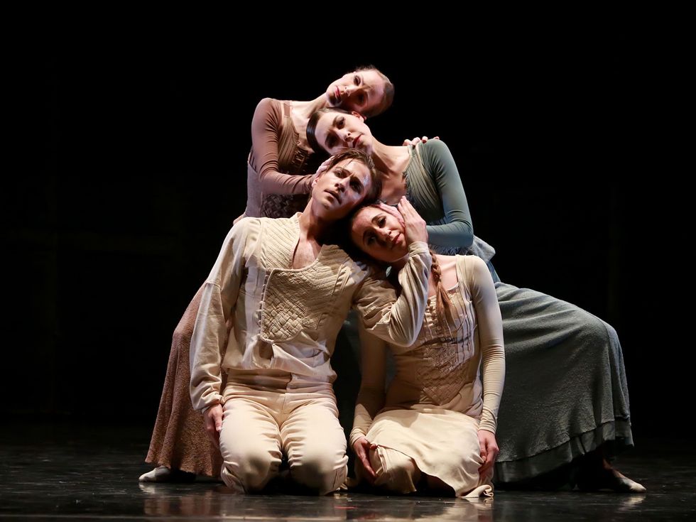 Artists of Houston Ballet in production of Svadebka