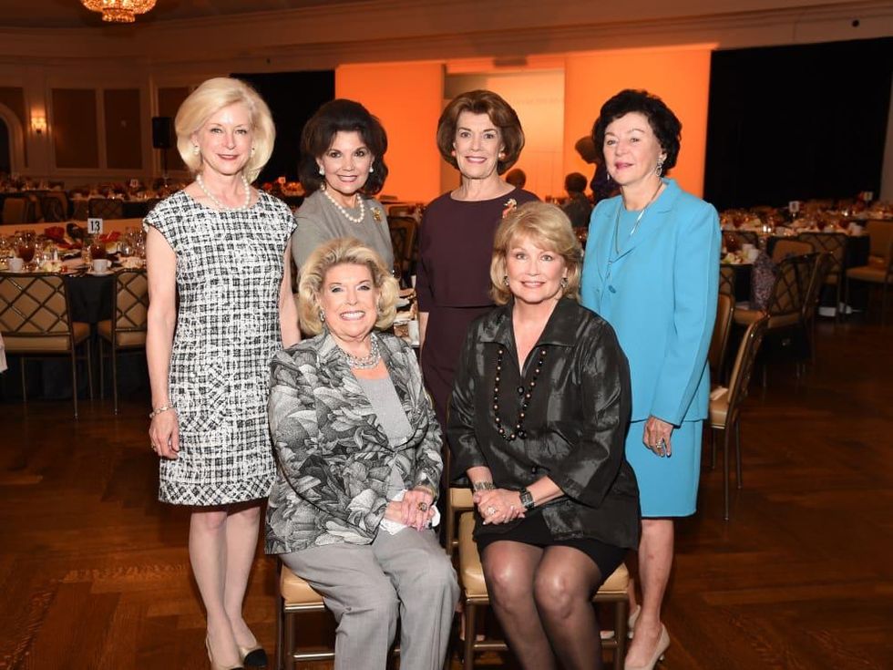 Assistance League Luncheon 2015 Top Row; Ann Bookout, Linda McReynolds, Jeanie Kilroy Wilson, Nancy Reynolds Bottom Row; Joan Lyons, Jan Carson