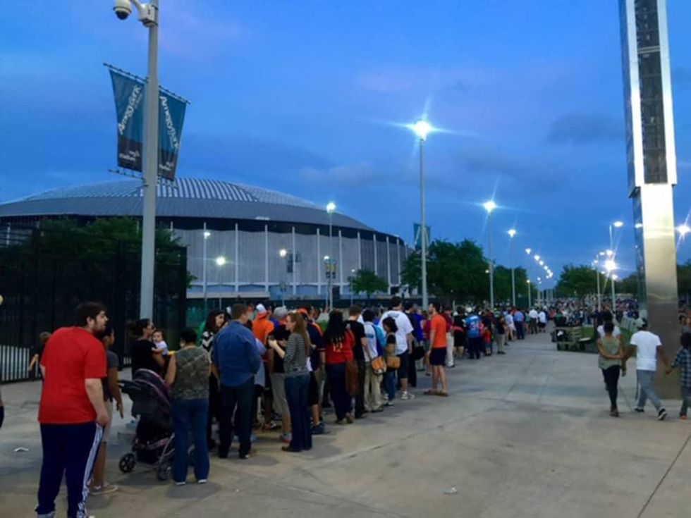 Astrodome public tour 50th anniversary party April 2015 Even as the sun set, lines continued to grow around NRG Park.
