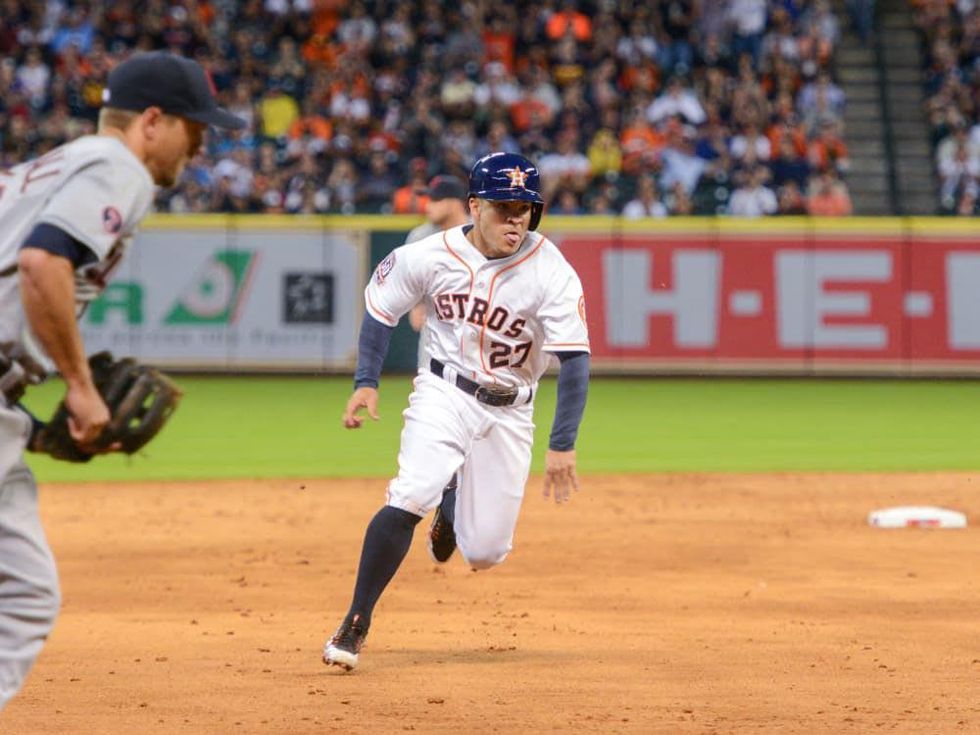 Astros Jose Altuve run