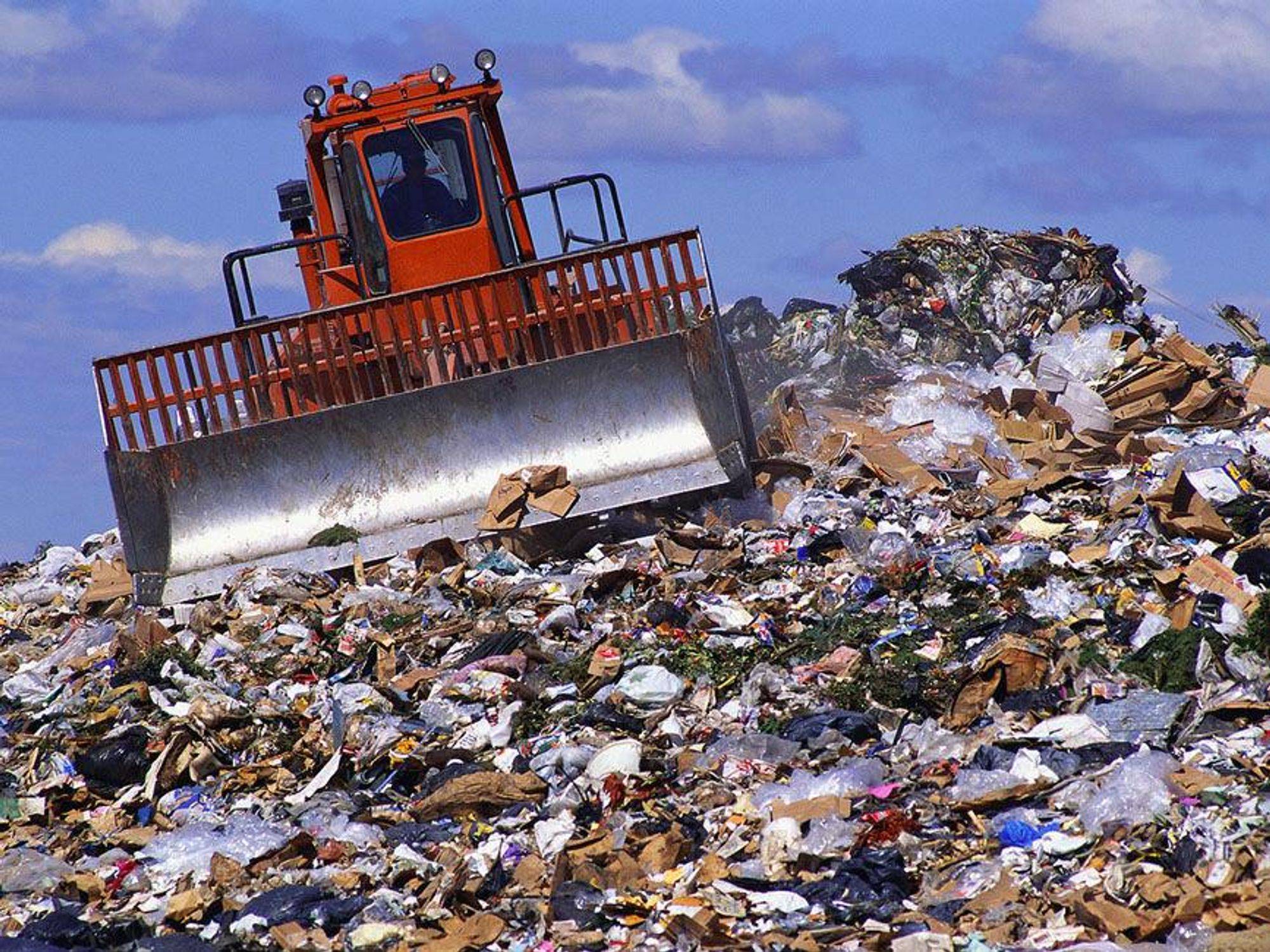 Austin Photo Set: News_Melissa_austin trash_jan 2012_landfill