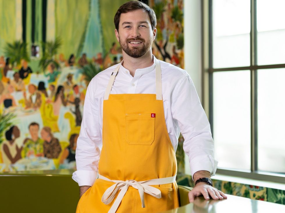 Austin Waiter Marigold Club