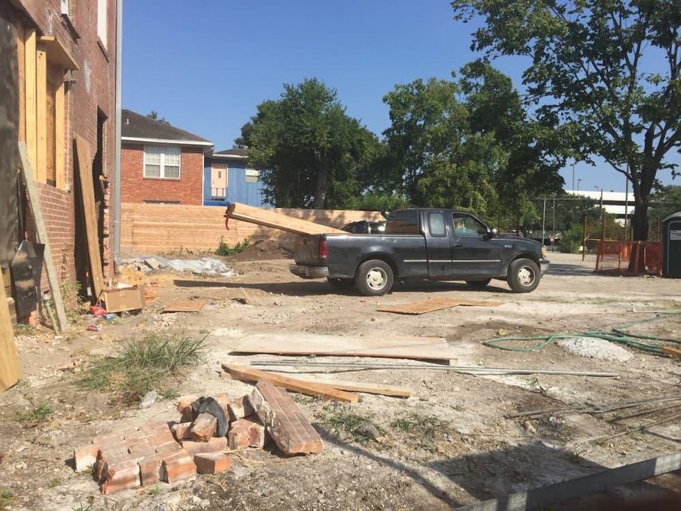 Axelrad Beer Garden Almeda Yards