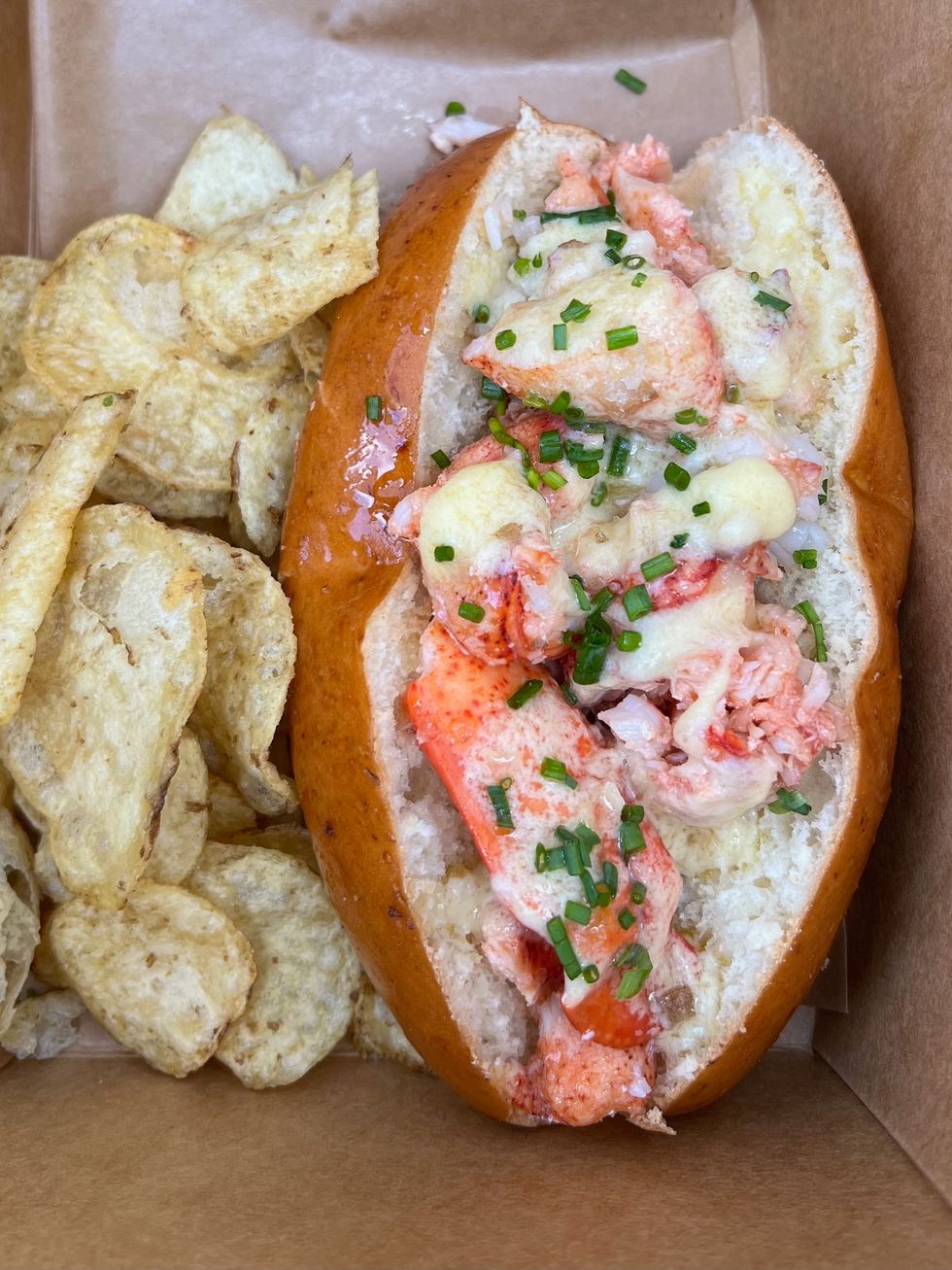 B'Tween Sandwich Co lobster roll