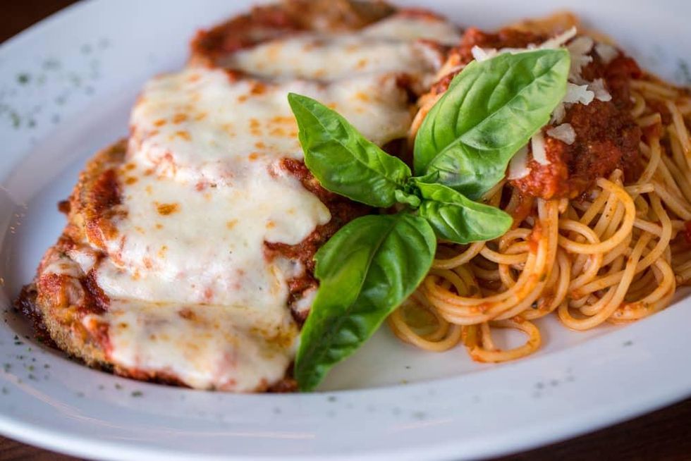 Bacaro Kitchen & Wine Bar chicken parmesan